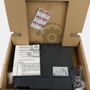 8I76T400300.0P-000-photo