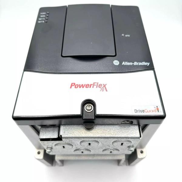 20AD8P0A3AYNACG0-photo